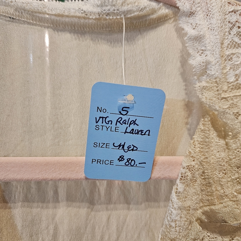 Elegant Cream Lace And Silk Vintage Blouse - Picture 4 of 6